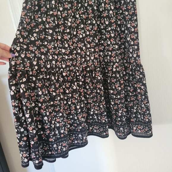 3/4 length floral dress - Picture 2 of 5